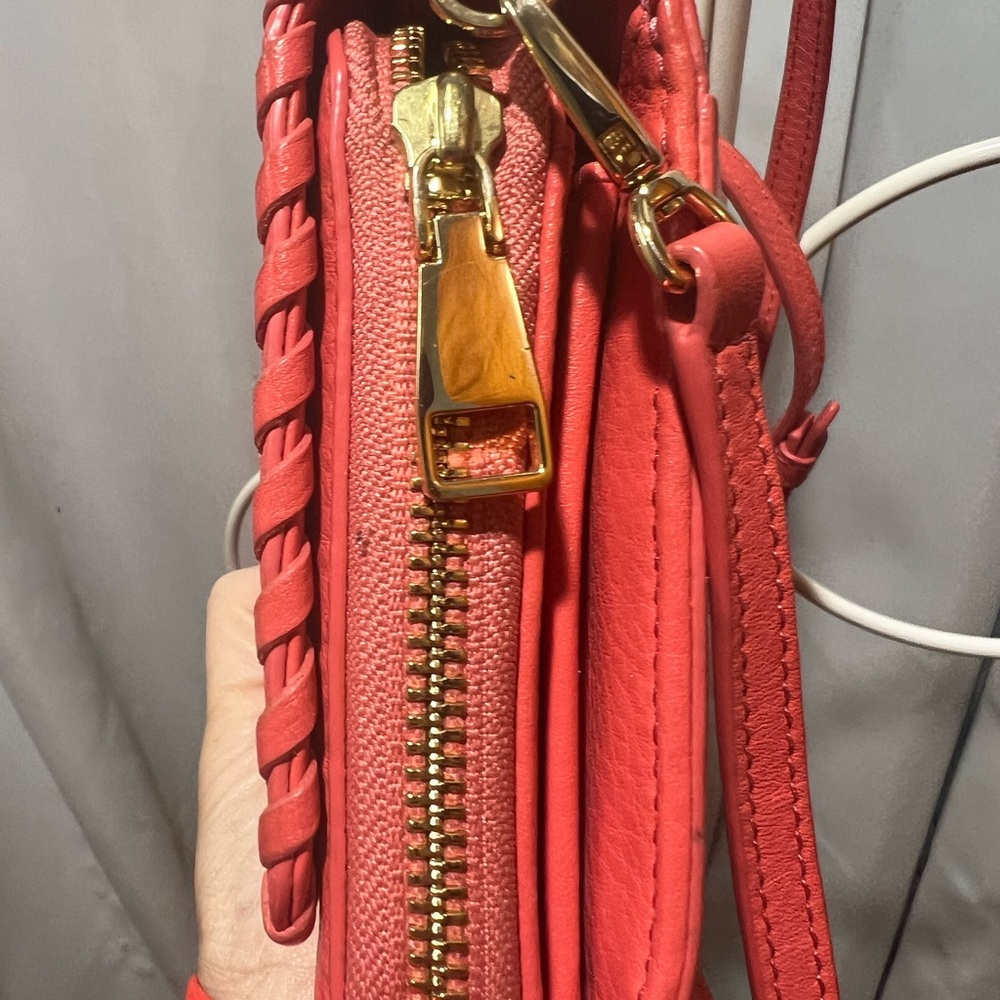 Tory Burch Coral Leather Crossbody Bag - Picture 15 of 16